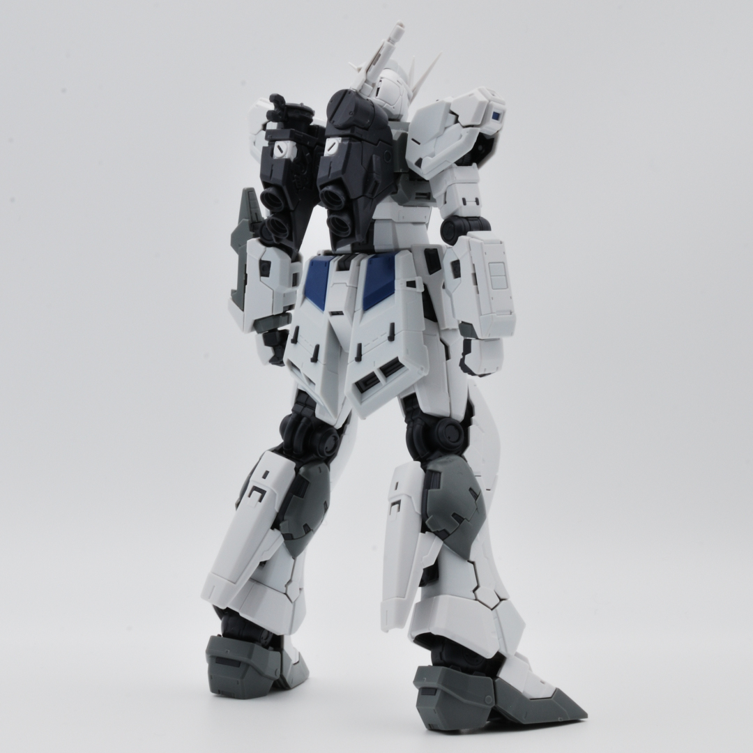 RG 1/144 GUNDAM SIDE-F限定 νガンダム（ファーストロットカラーVer.） ギャラリー画像 12