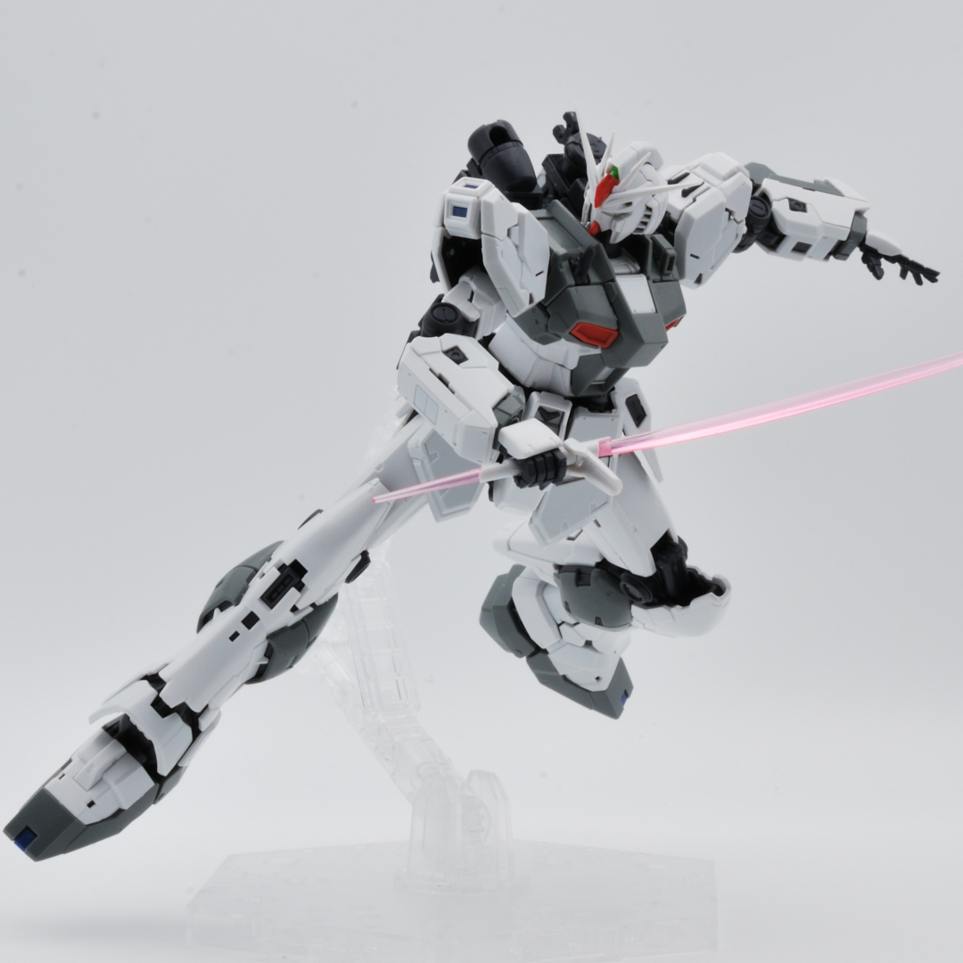 RG 1/144 GUNDAM SIDE-F限定 νガンダム（ファーストロットカラーVer.） ギャラリー画像 14