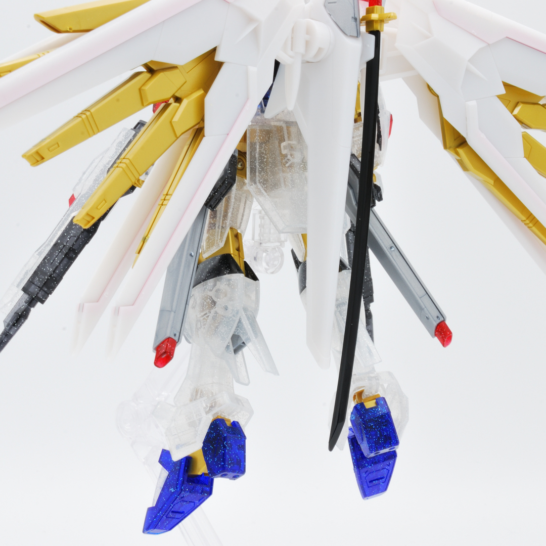 HG 1/144 マイティーストライクフリーダムガンダム［リミテッドクリア］ ギャラリー画像 9