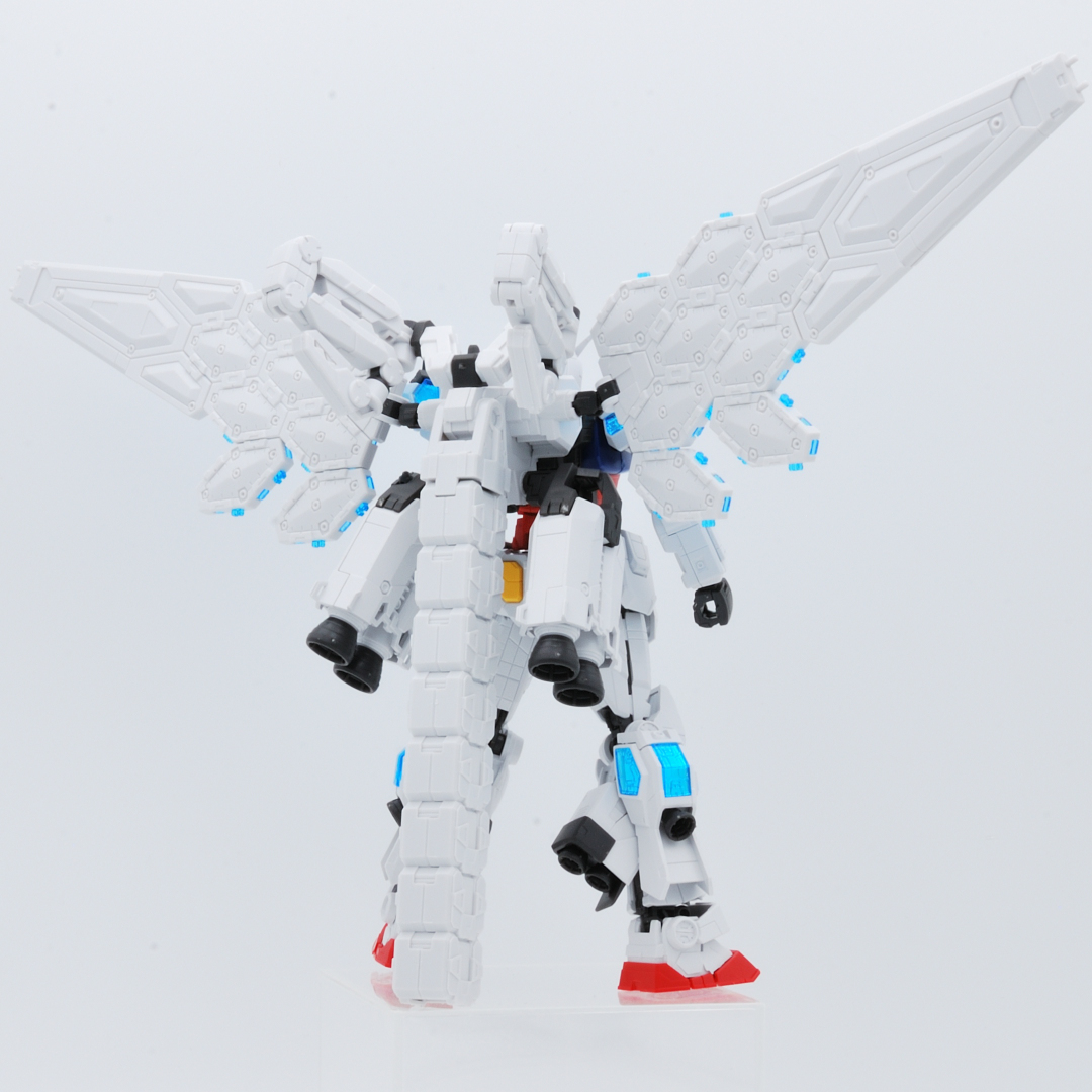 EXPO2025 1/144 RX-78F00/E ガンダム（EX-001 グラスフェザー装備） ギャラリー画像 4