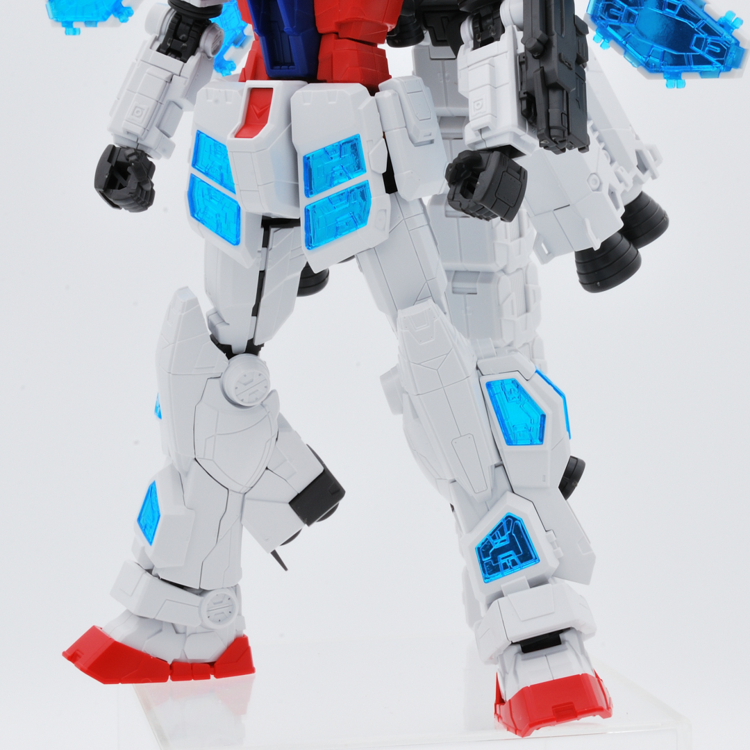 EXPO2025 1/144 RX-78F00/E ガンダム（EX-001 グラスフェザー装備） ギャラリー画像 15