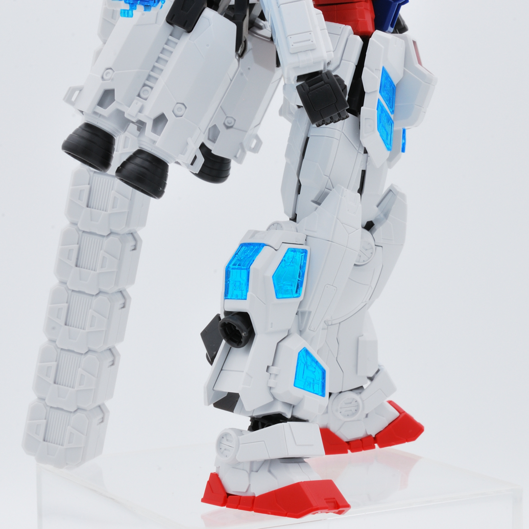 EXPO2025 1/144 RX-78F00/E ガンダム（EX-001 グラスフェザー装備） ギャラリー画像 16